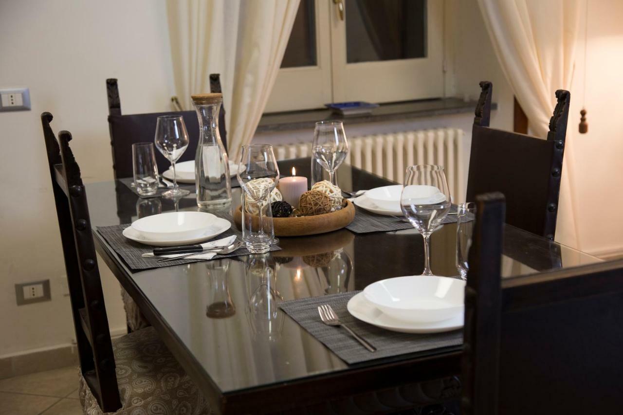 Luci Di S. Chiara Apartment เนเปิลส์ ภายนอก รูปภาพ